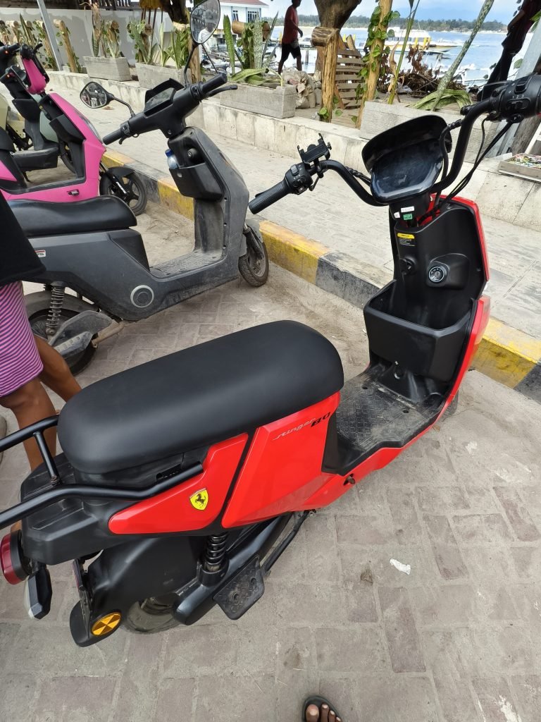 E bike hires at Gilli T E bike hires at Gilli T