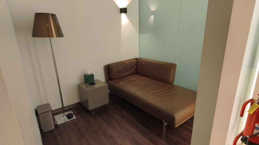 Slumber Room Al Fursan Lounge Slumber Room Al Fursan Lounge