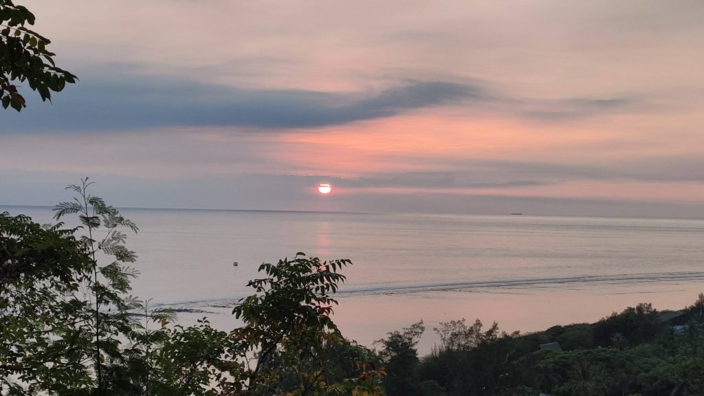 Sunset views What to Do in Gili Trawangan Sunsets