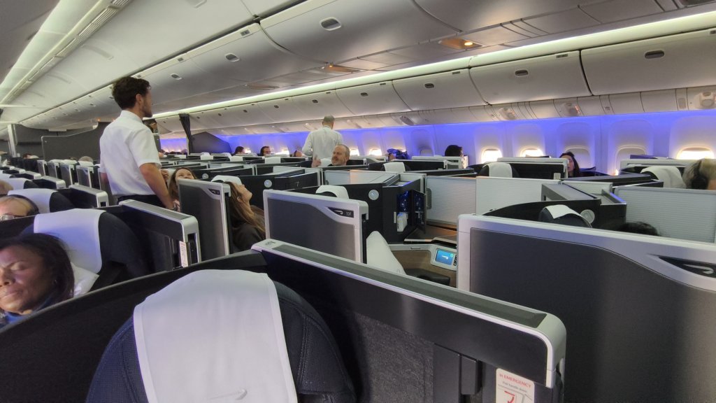 BA 777 Club World Business Cabin (2) BA 777 Club World Business Cabin (2)