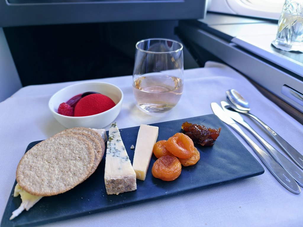 BA Club World Business Cheese and Dessert BA Club World Business Cheese and Dessert