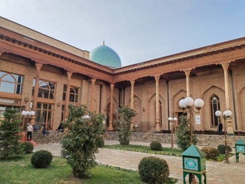 Barakhan-Madrasah-Courtyard