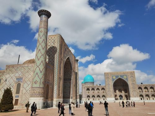 People-at-Registan-Square