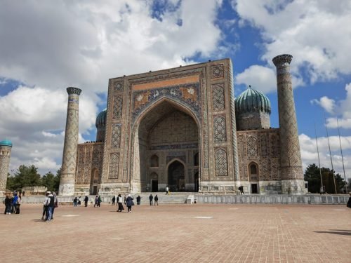 Sherdar-Madrasa-Registan-Uzebekistan